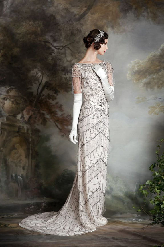 Infusing Your Wedding Day with 1920s Glamour